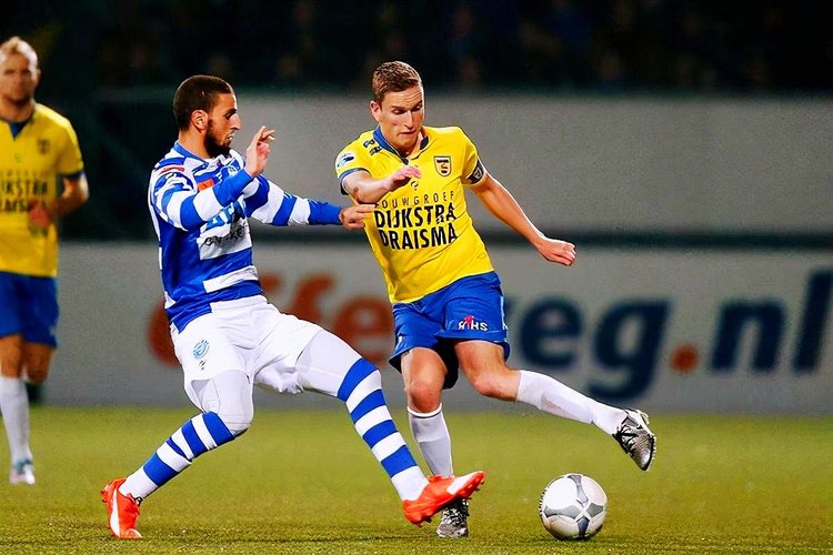 媒体甚至联 媒体甚至联