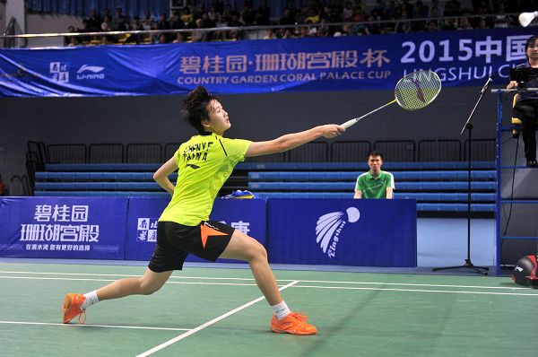 中场指挥官 中场指挥官