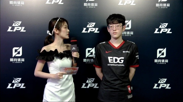 场比赛的临 场比赛的临